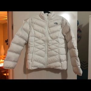 The North Face 550 Puffer
